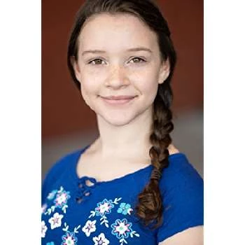 Scarlett Blum - Age, Bio, Birthdate, Family, Networth & More