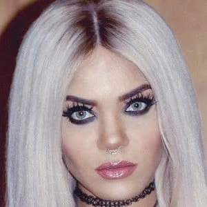 Samantha Scarlette - Age, Bio, Career, Family, Wiki, Networth & More