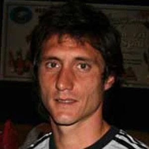 Guillermo Barros Schelotto - Family, Bio, Birthday, Family, Income & More