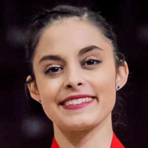 Madeline Schizas - Parents, Networth, Bio, Birthdate, Family Wiki & More