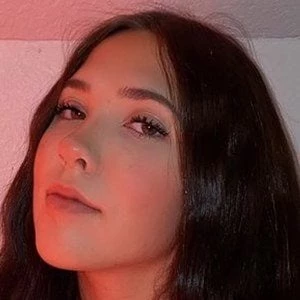 Ella Schnacky - Height, Bio, Wiki, Family, Birthplace, Networth & More