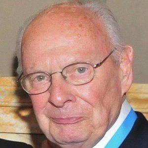 Bill Schonely - Age, Bio, Birthdate, Family, Networth & More