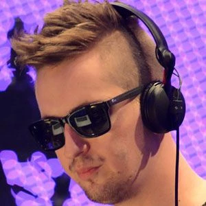 Robin Schulz - Biography, Birthday, Wiki, Family, Networth & More