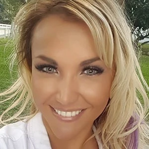 Jenny Scordamaglia - Networth, Bio,Birthdate, Family, Wiki & More