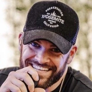 Dylan Scott Biography