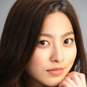 Park Se-young - Birthplace, Bio, Wiki, Birthday, Family, Networth & More