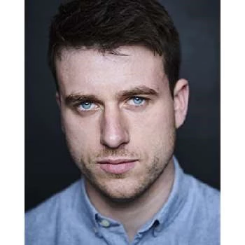 Sean Fox - Age, Bio, Birthdate, Family, Networth & More