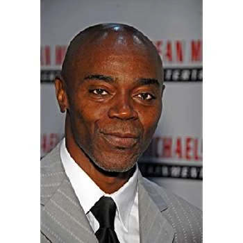 Sean Michaels Biography
