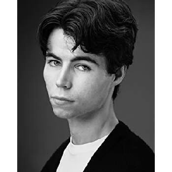 Sean Munro - Age, Bio, Birthdate, Family, Networth & More