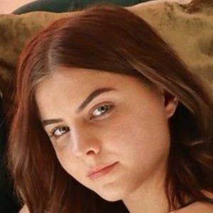Anna Seavey Biography