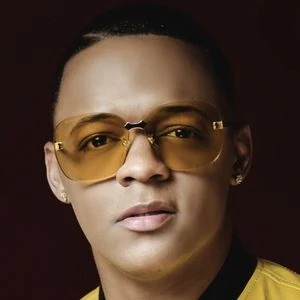 Secreto El Biberon - Family, Bio, Birthday, Family, Income & More