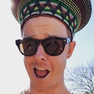 Leigh Sedley - Family, Bio, Birthday, Family, Income & More