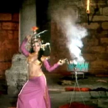 Seher Seniz - Height, Bio, Wiki, Family, Birthplace, Networth & More