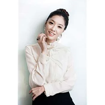 Seo Ji-hye - Age, WIki, Birthday, Family, Networth & More