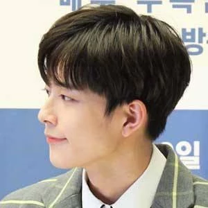 Yoo Seon-ho Biography