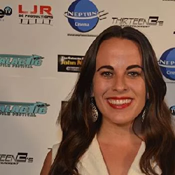 Serena Lorien - Family, Bio, Birthdate,Age, Networth , Wiki& More