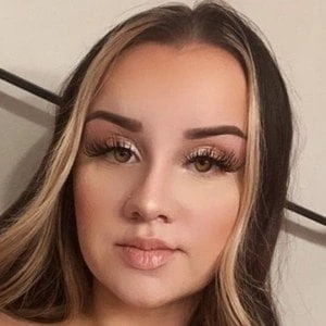 Kayla Sessler Biography