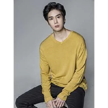 Seung-hui Hong - Age, Bio, Birthdate, Family, Networth & More