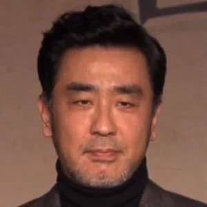Ryu Seung-ryong Biography
