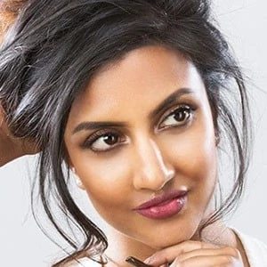 Avina Shah - Birthdate, Age, Family, Bio, Networth & More