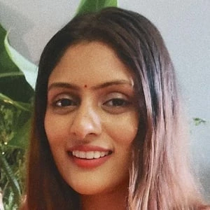 Forum Shah - Family, Bio, Birthday, Family, Income & More