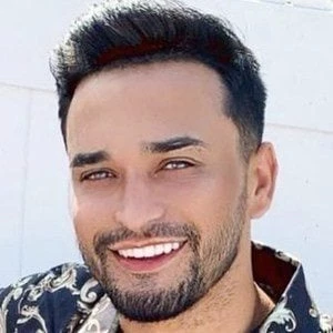 Waqas Shah - Networth, Bio, Birthdate, Age, Family & More