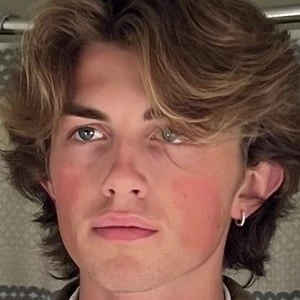 Shaneywill - Networth, Bio, Birthdate, Age, Family & More