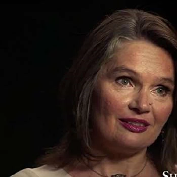 Sharon Holt - Age, Bio, Birthdate, Family, Networth & More