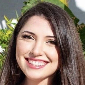 Samantha Sharpe - Age, Bio, Birthdate, Family, Networth & More