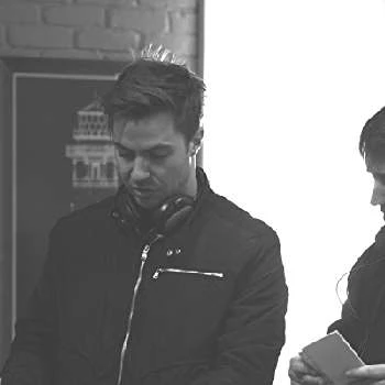 Shaun Hart Biography