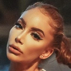 Nicolette Shea - Age, Wiki, Birthdate, Bio, Networth, Family & More