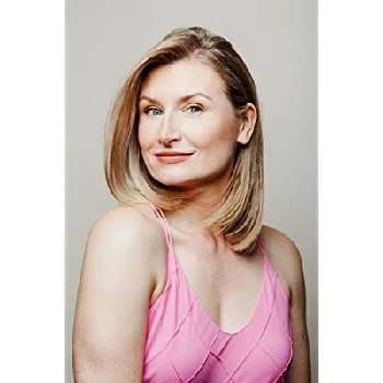 Shelly Findlay - Age, Bio, Birthdate, Family, Networth & More