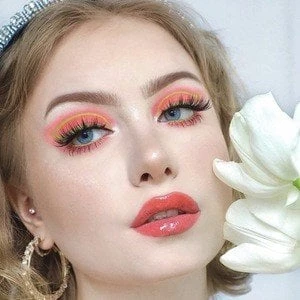 Jannica Sherry Biography