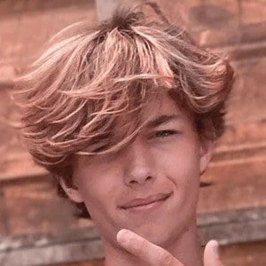 Curren Shesniak - Age, Bio, Career, Family, Wiki, Networth & More