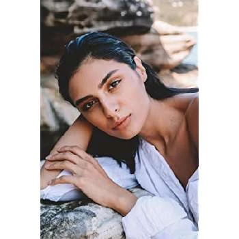 Shima Khosravi - Age, Bio, Birthdate, Family, Networth & More