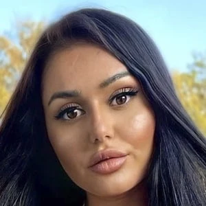 Gerta Shino - Biography, Birthday, Wiki, Family, Networth & More