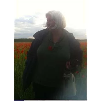 Shona Auerbach - Age, Bio, Birthdate, Family, Networth & More