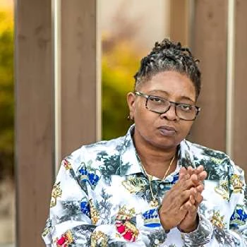 Shonda Harris - Age, Bio, Birthdate, Family, Networth & More