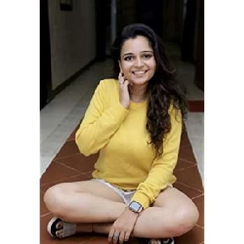 Shreya Kulkarni - Age, Bio, Birthdate, Family, Networth & More