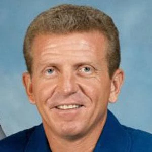 Loren Shriver - Wiki, Bio, Networth, Birthdate, Family & More