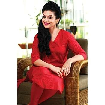 Shruti Ramachandran - Age, Bio, Birthdate, Family, Networth & More