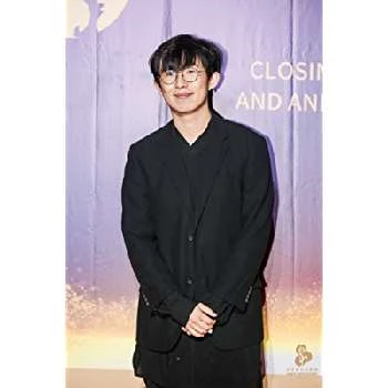 Shu Zhu - Age, Bio, Birthdate, Family, Networth & More