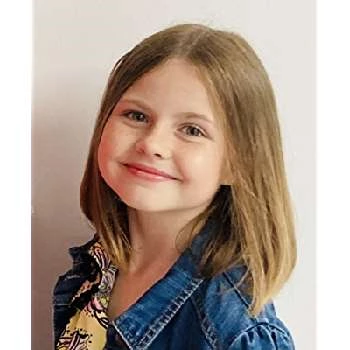 Sienna Sayer - Age, Bio, Birthdate, Family, Networth & More