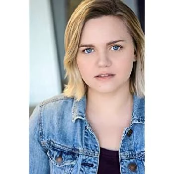 Sierra Rae - Age, Bio, Birthdate, Family, Networth & More