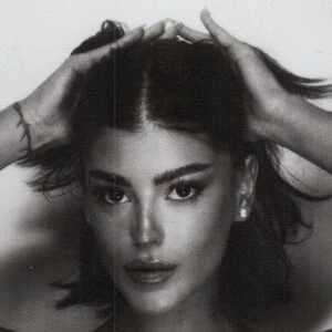 Nutsa Sikharulidze - Age, Bio, Birthdate, Family, Networth & More