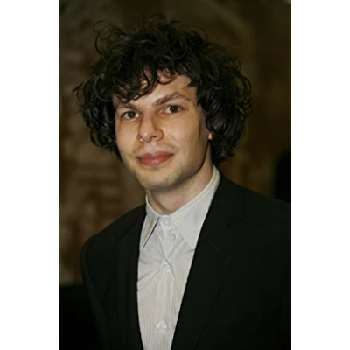 Simon Amstell - Height, Bio, Wiki, Family, Birthplace, Networth & More