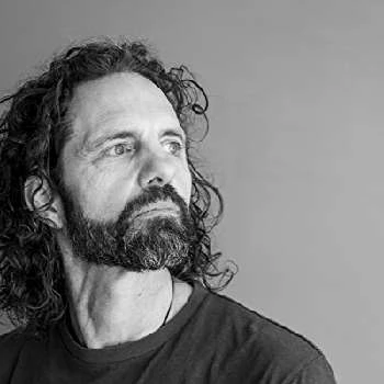 Simon Deighton - Age, Bio, Birthdate, Family, Networth & More