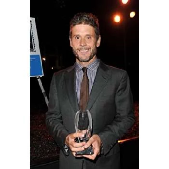 Simon Halls Biography