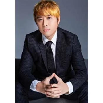 Simon Qi - Age, Bio, Birthdate, Family, Networth & More