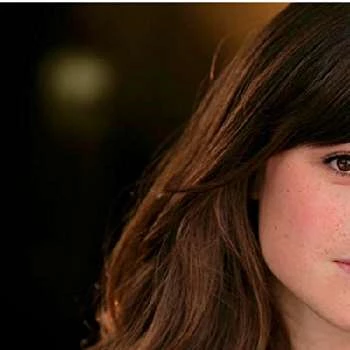 Simone Grossman - Age, Bio, Birthdate, Family, Networth & More